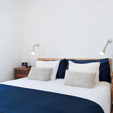 In Historical * Lisbon