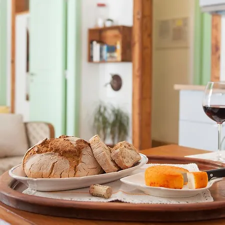 شقة In Historical *