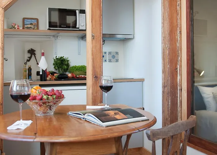 شقة In Historical *