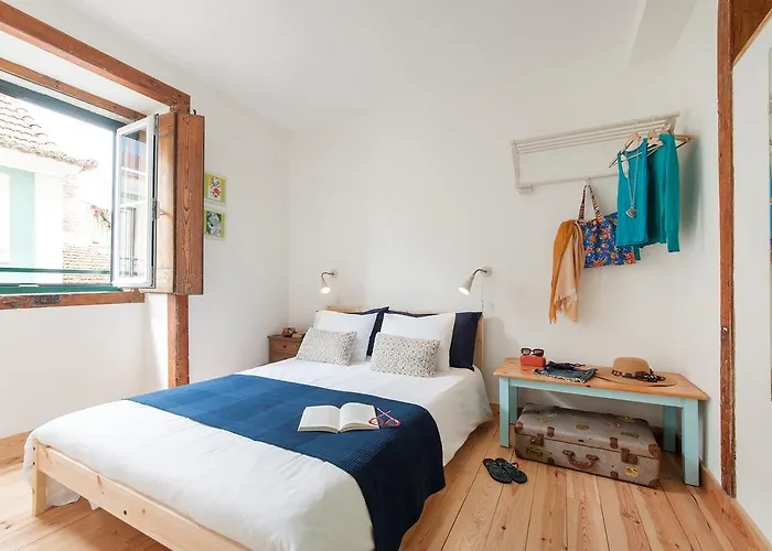 شقة In Historical *