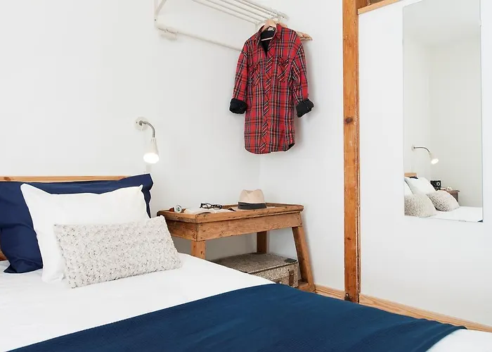 شقة In Historical