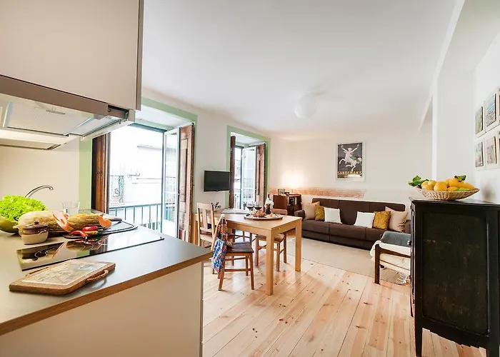 In Historical شقة *