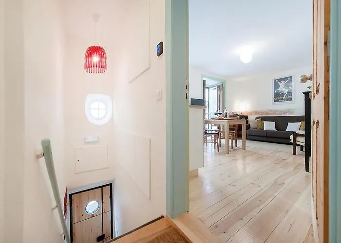 شقة In Historical Lisboa