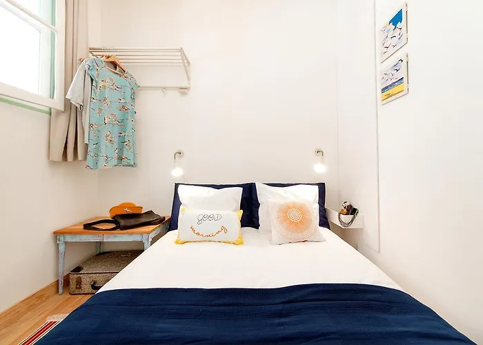 شقة In Historical *